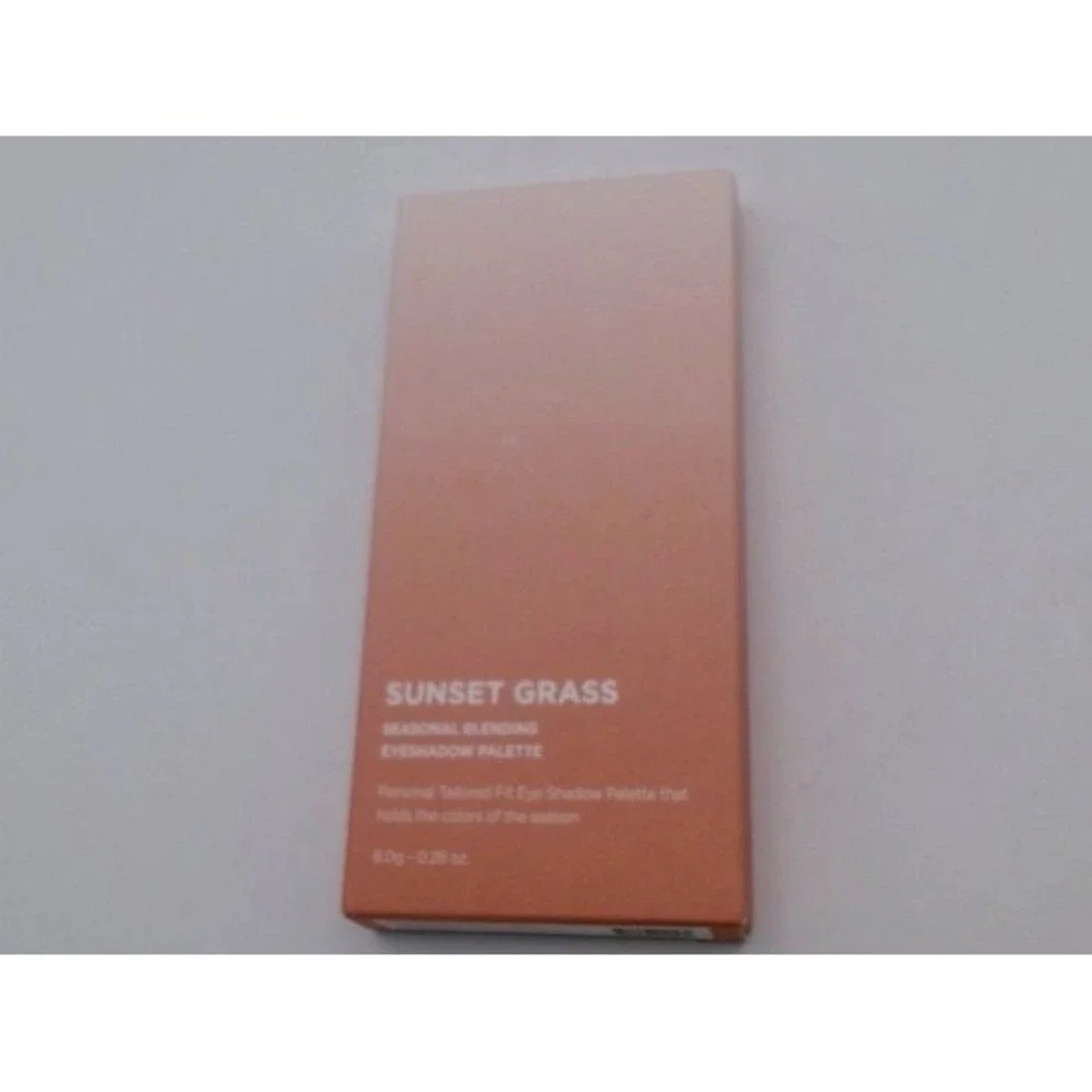 Seasonal Blending Eyeshadow Palette , 01 Sunset Grass, 10 Colors, BNIB